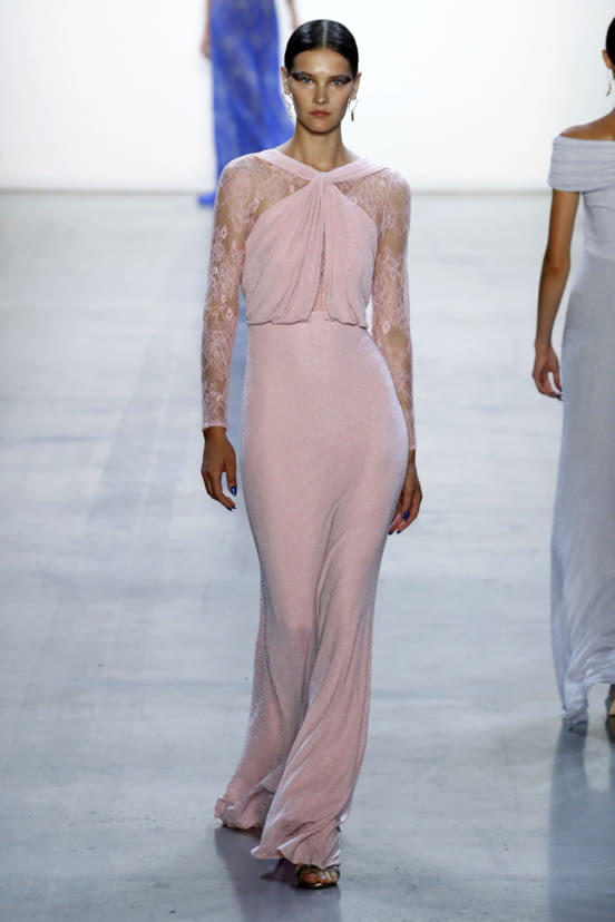 woman<br>SS19