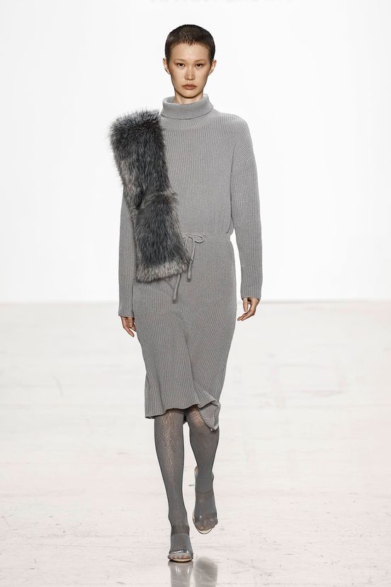 woman<br>FW23