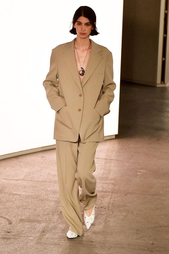 woman<br>FW24
