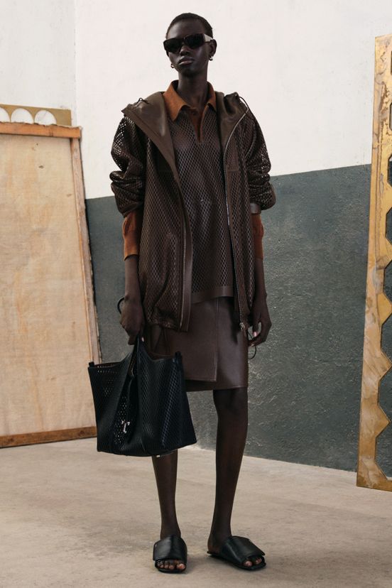 woman<br>Resort 2025