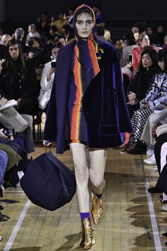 woman<br>FW19
