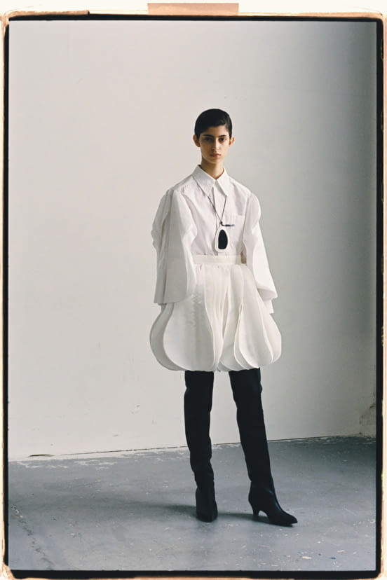 woman<br>FW21