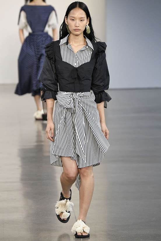 woman<br>SS19