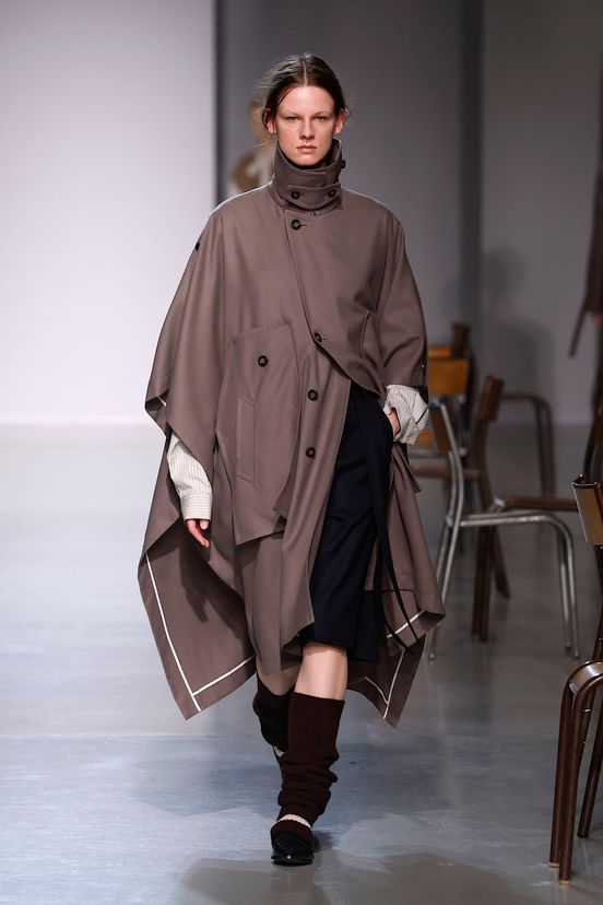woman<br>FW25