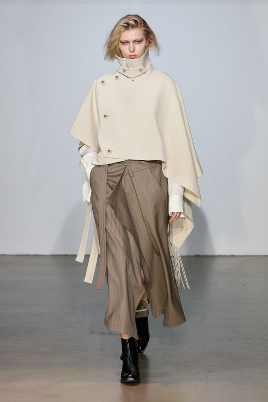 woman<br>FW24