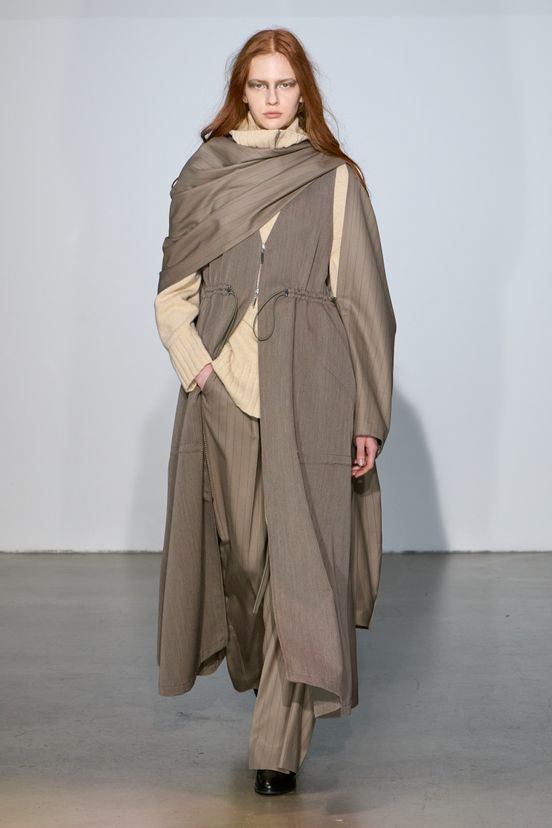 woman<br>FW24