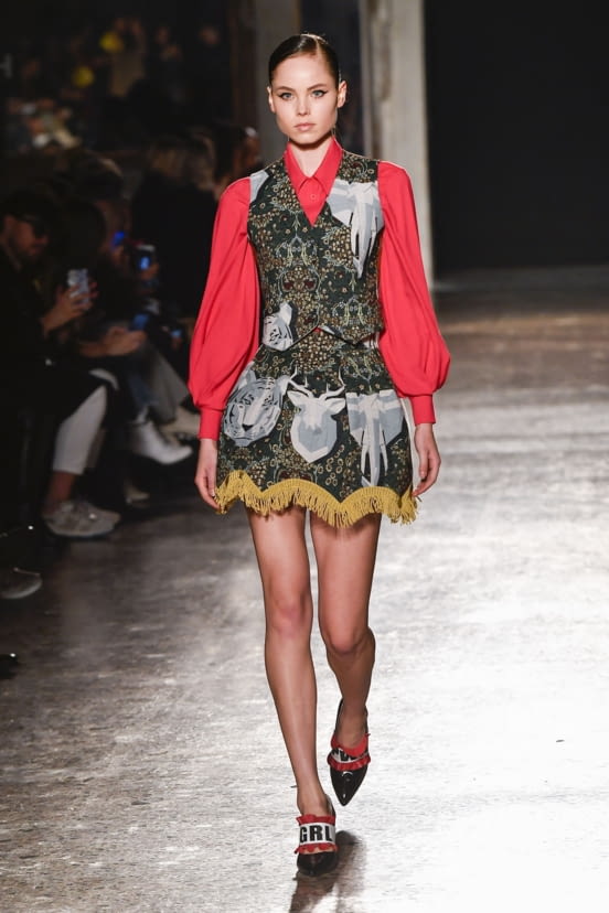 woman<br>FW20