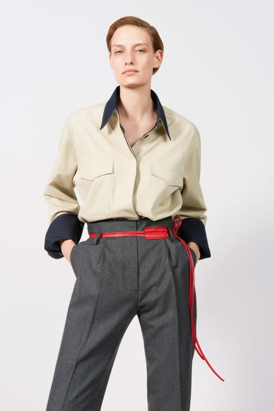woman<br>RS19