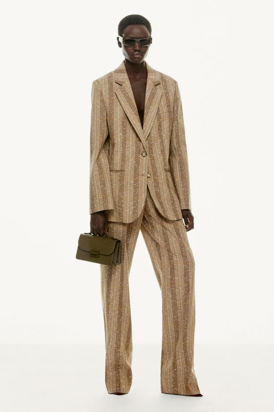 woman<br>Pre-Fall 2025