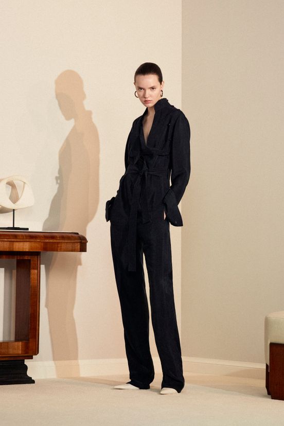 woman<br>RS27