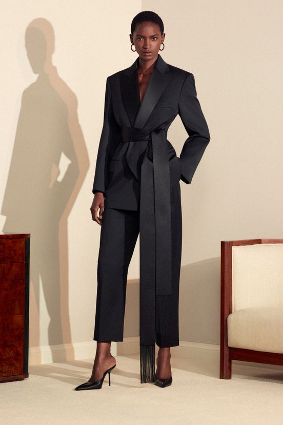 woman<br>RS27