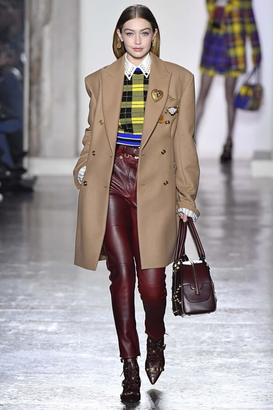 woman<br>FW18