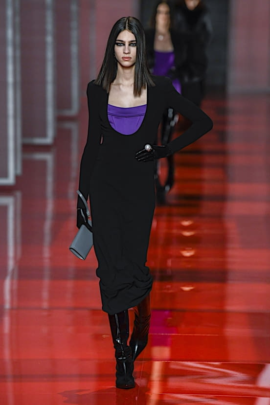 woman<br>FW22