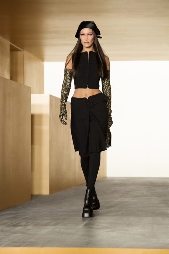 woman<br>FW21