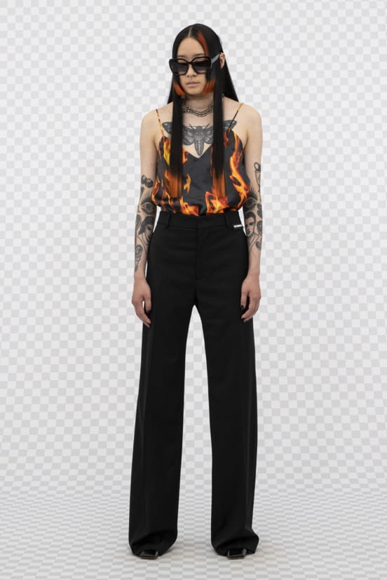 woman<br>SS22