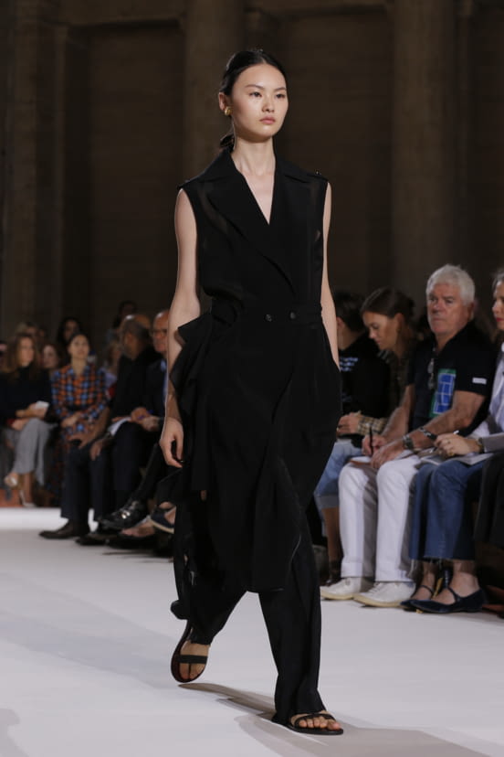 woman<br>SS18