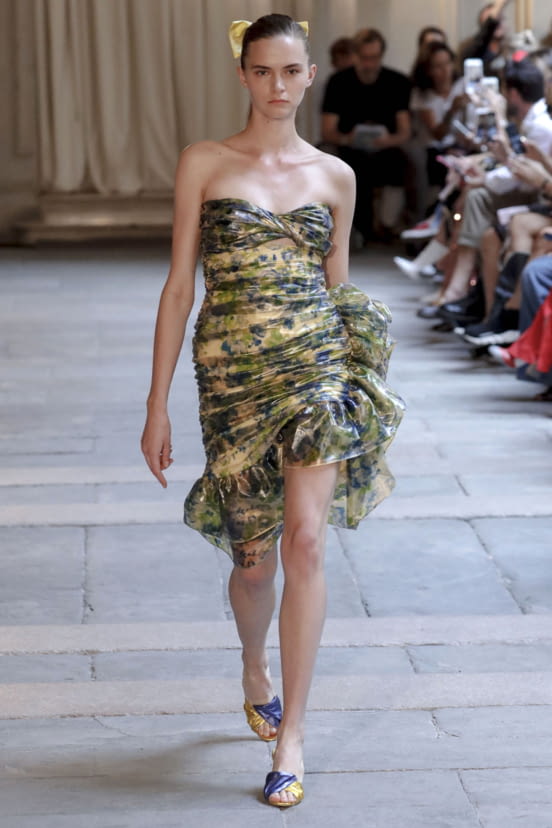 woman<br>SS19