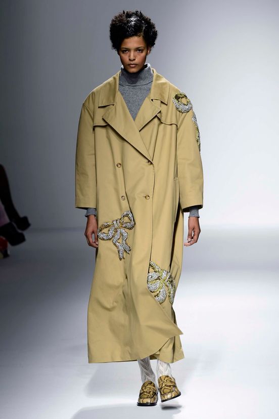 woman<br>FW23