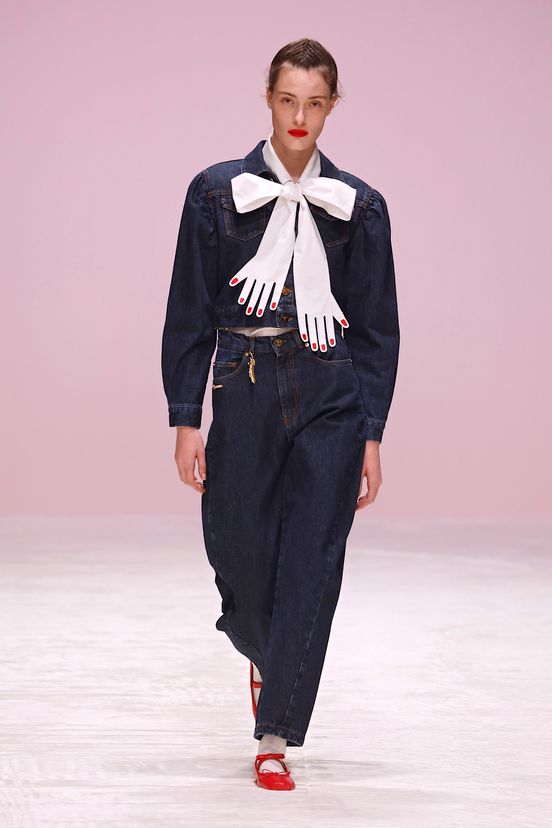 woman<br>FW25