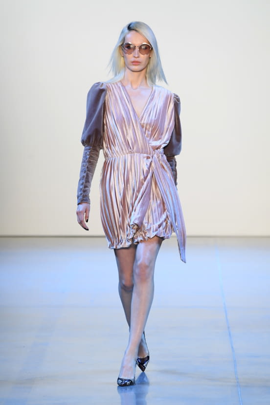 woman<br>FW20
