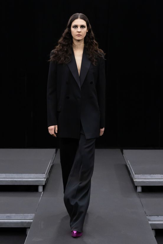 woman<br>FW23