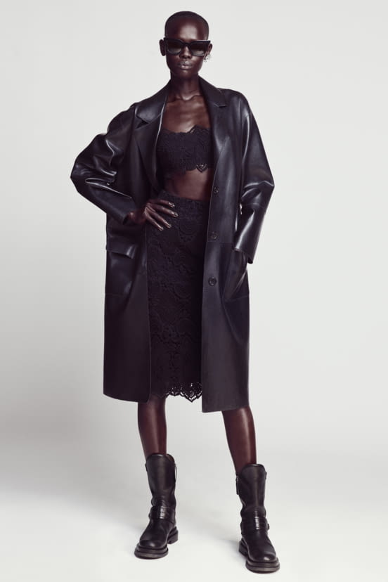 woman<br>SS21