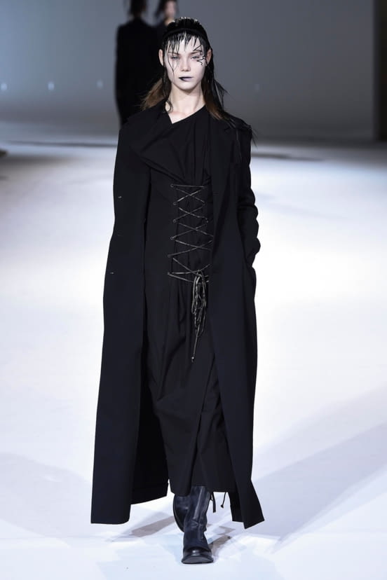 woman<br>FW20