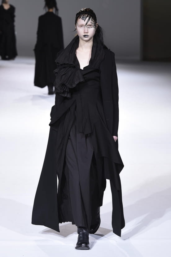 woman<br>FW20