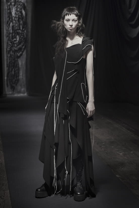 woman<br>FW21