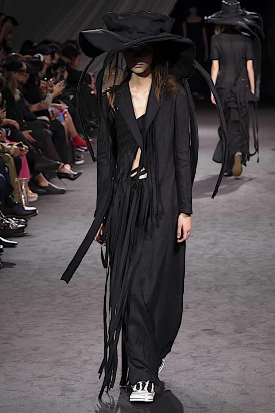 woman<br>SS20