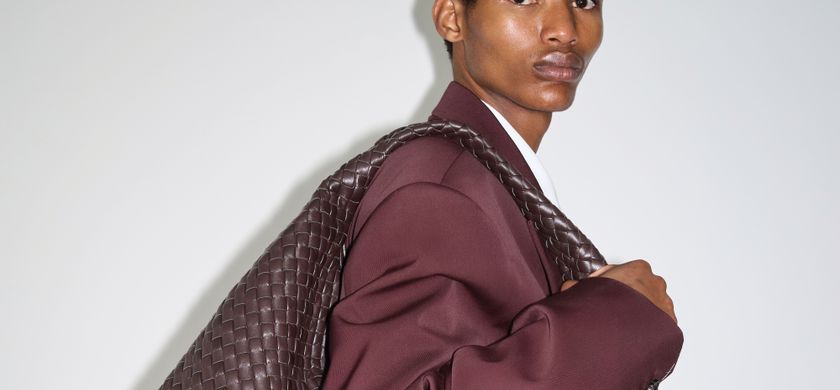 A Bottega Venetta Icon Is Reborn With The New Veneta Bag