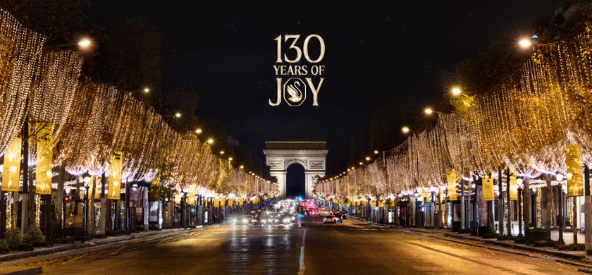 SWAROVSKI LIGHTS UP PARIS AS EXCLUSIVE SPONSOR OF THE CHAMPS-ELYSÉES ILLUMINATIONS