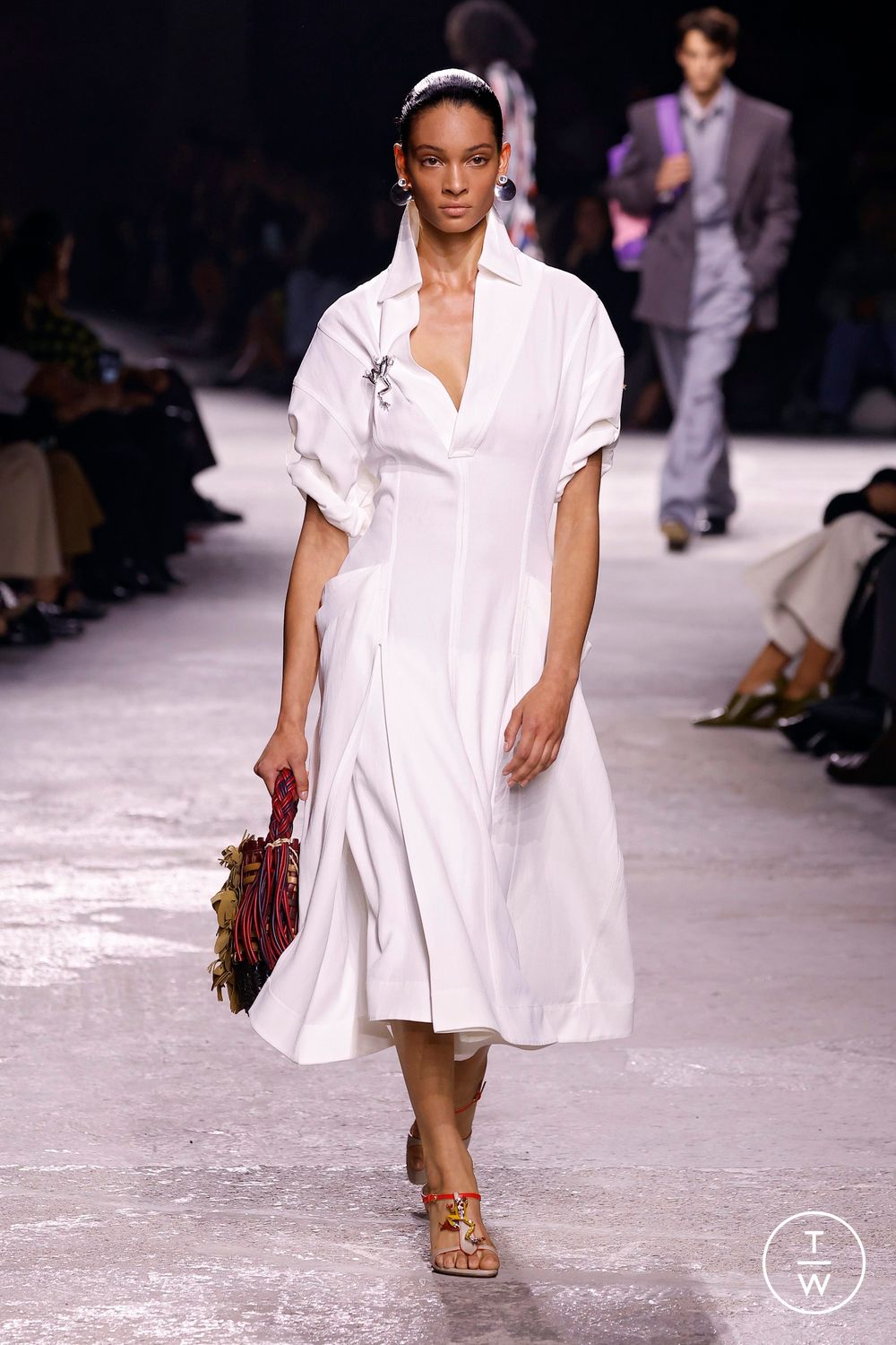 GLOBAL WOMENSWEAR SPRING/SUMMER 2025 TRENDS