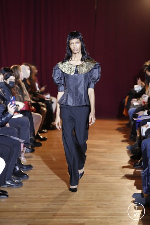 FW22 Puppets and Puppets Look 9