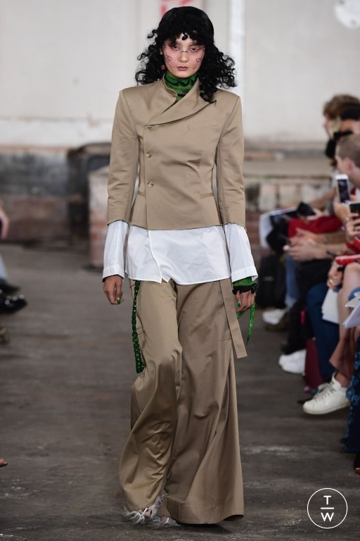 SS19 Fashion East Look 34