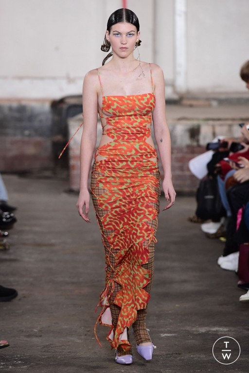 SS19 Fashion East Look 2