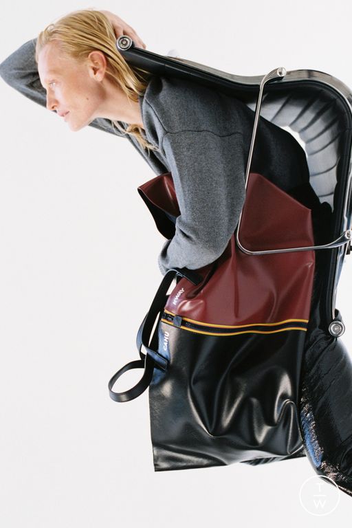 FW25 K-WAY Look 22
