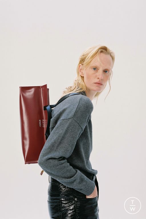 FW25 K-WAY Look 32