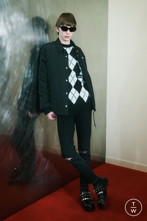 Pre-Fall 2025 Undercover Look 5