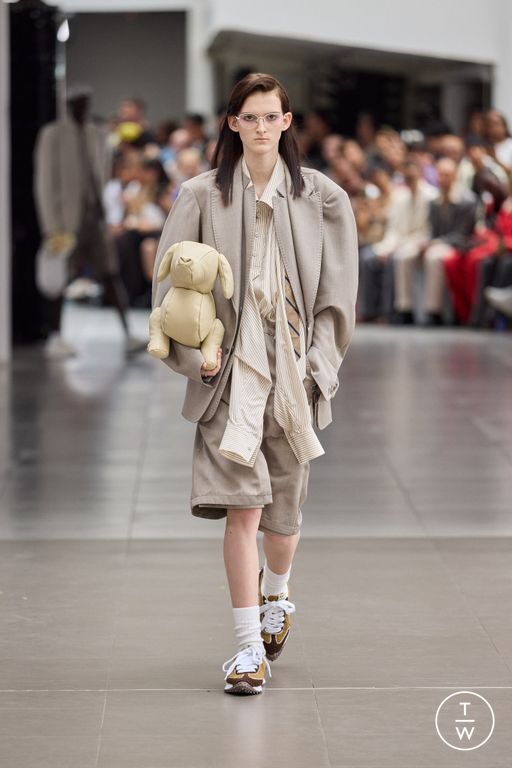 SS26 Maison Mihara Yasuhiro Look 3