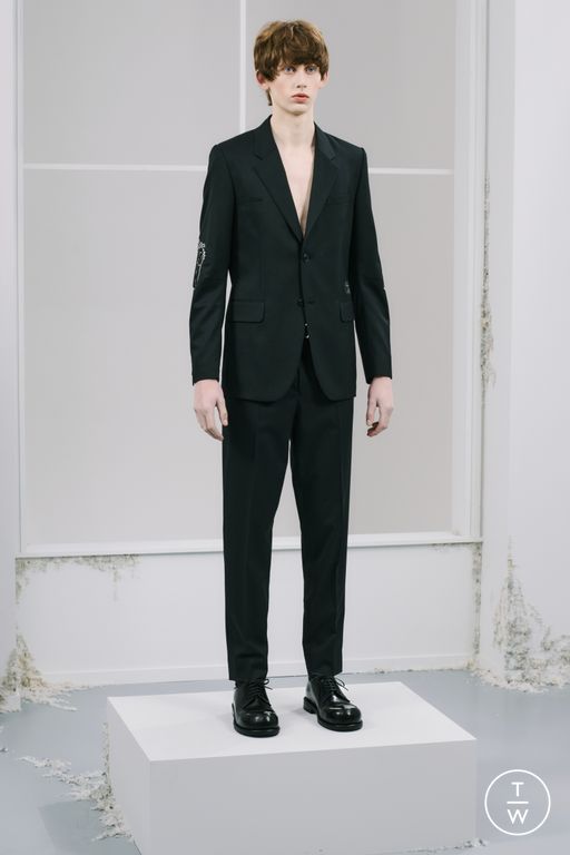 PF26 Undercover Look 3