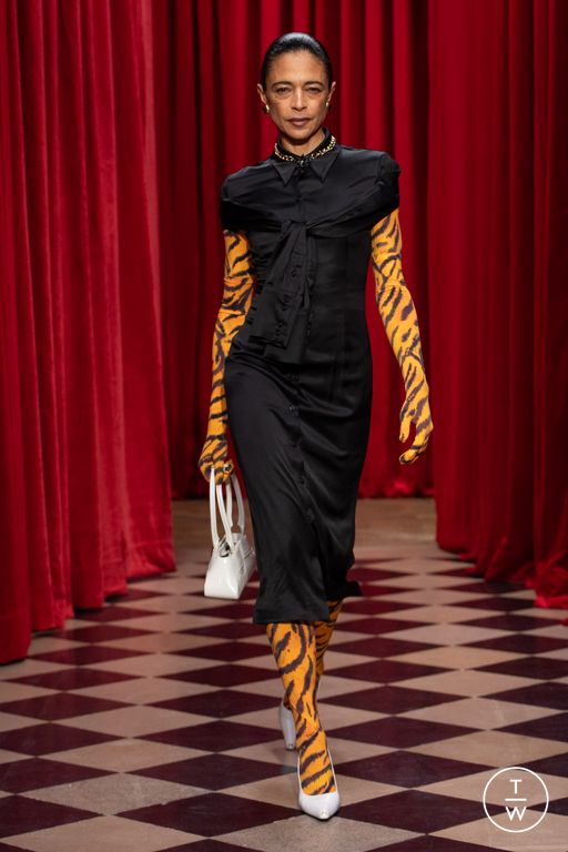 FW25 Marine Serre Look 8