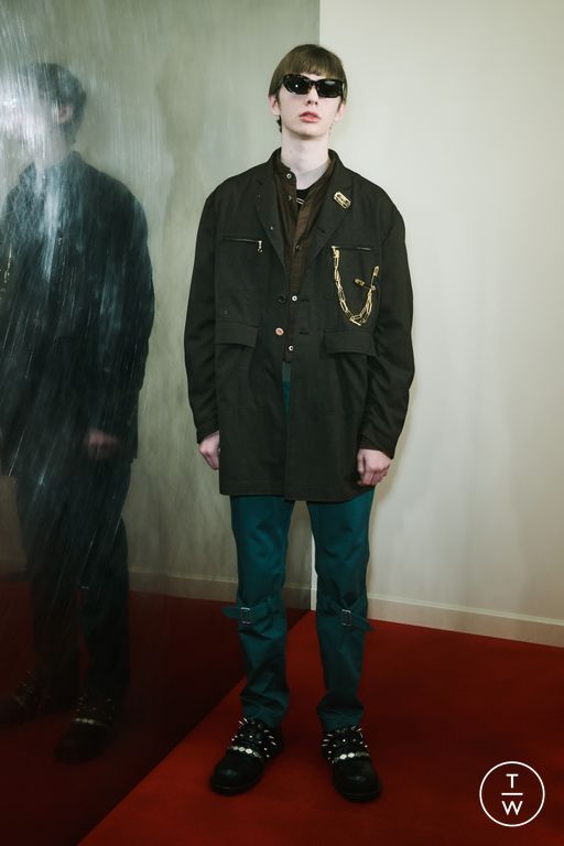 Pre-Fall 2025 Undercover Look 20