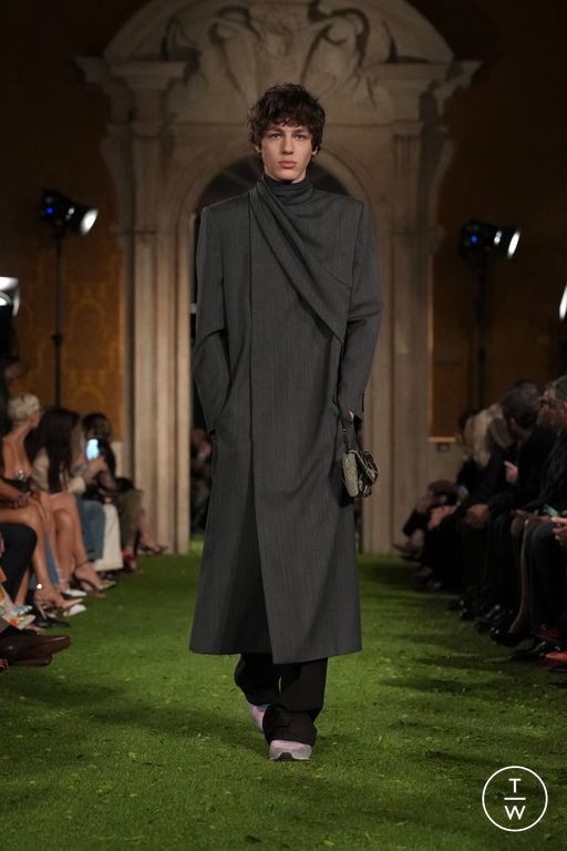 FW26 Valentino Look 19