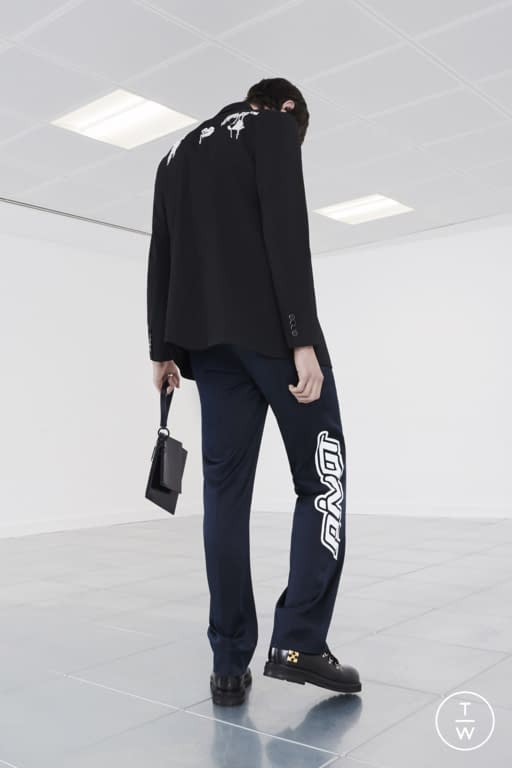 PF20 Off-White Look 2