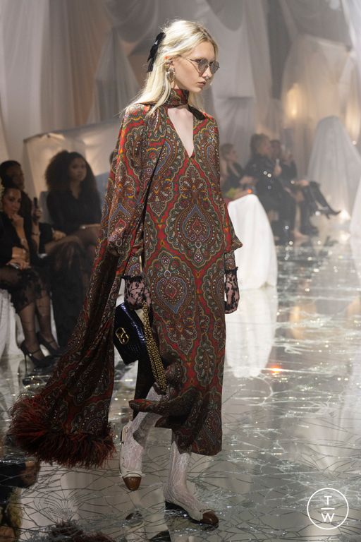 Spring-Summer 2025 Valentino Look 25