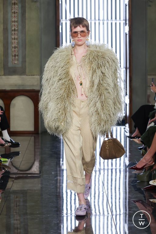 RS 26 Gucci Look 29