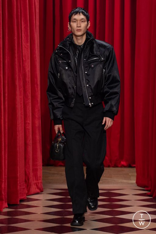 FW25 Marine Serre Look 30