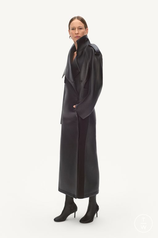 Resort 2025 Courrèges Look 3
