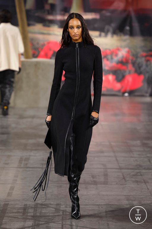 FW25 032c Look 1